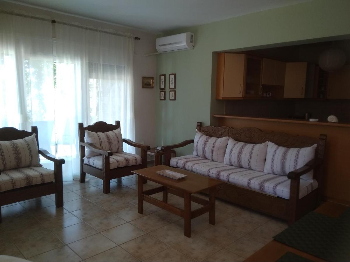 Αμυγδαλιές 33 Μύρινα Villa Bagian luar foto