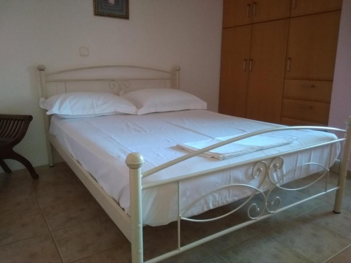 Αμυγδαλιές 33 Μύρινα Villa Bagian luar foto